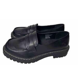 Torrid Chunky LUG Loafer 11.5WW 11.5 Wide Width Black PU Slip On Shoe NWOB